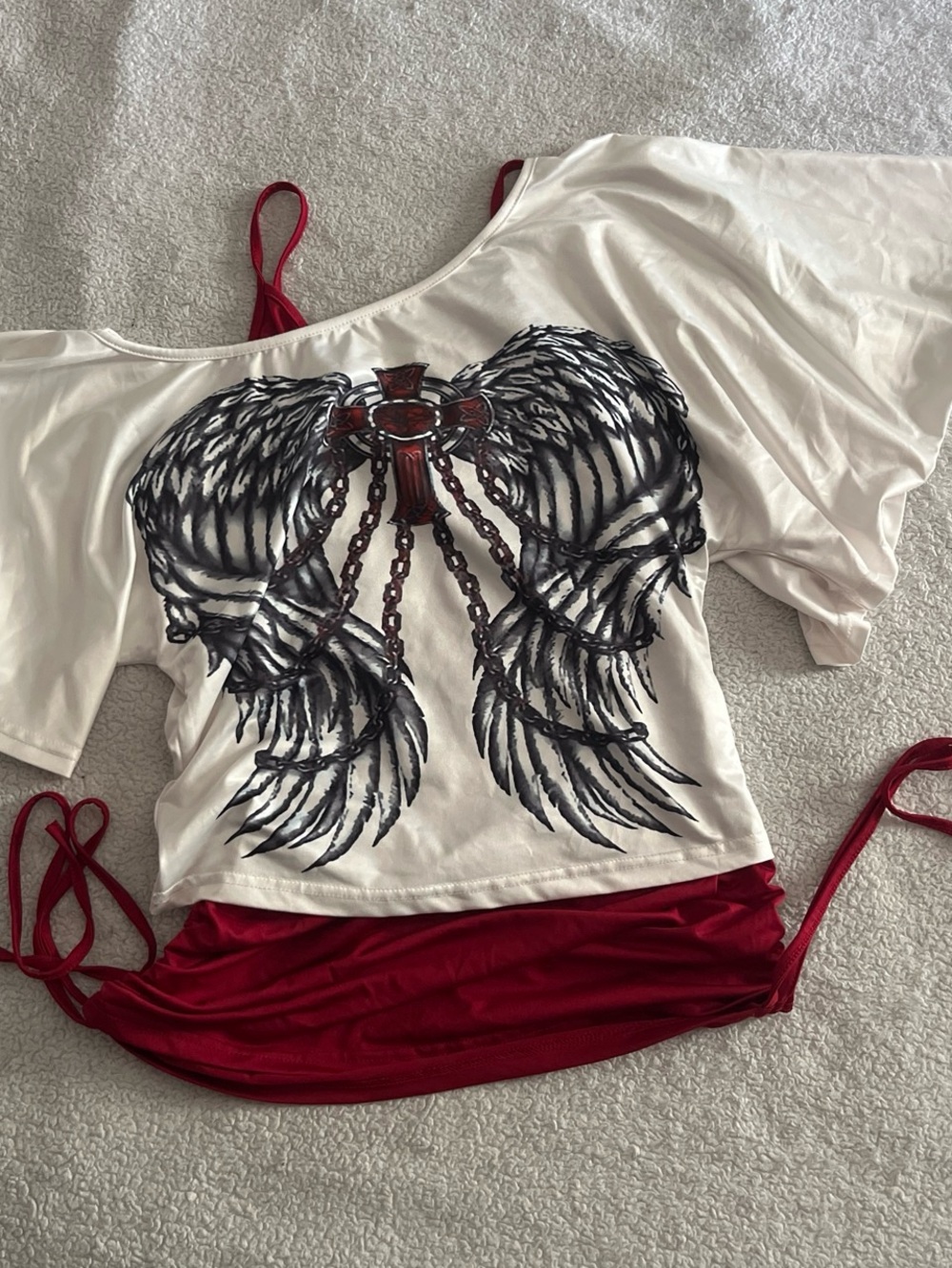 Assimetrical angel wings double top